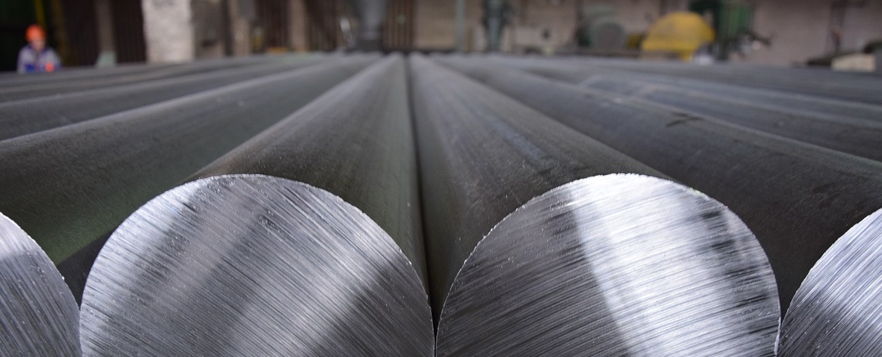 Tech Steel & Materials What Is The Difference Between Steel Billets and  Steel Bars?